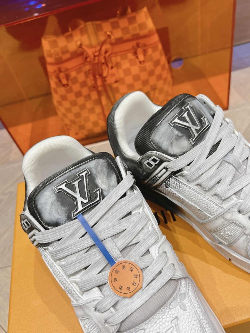 Louis Vuitton Sneakers